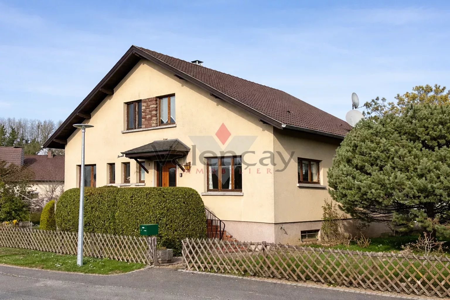 Agence immobilière de VALENCAY IMMOBILIER SARL