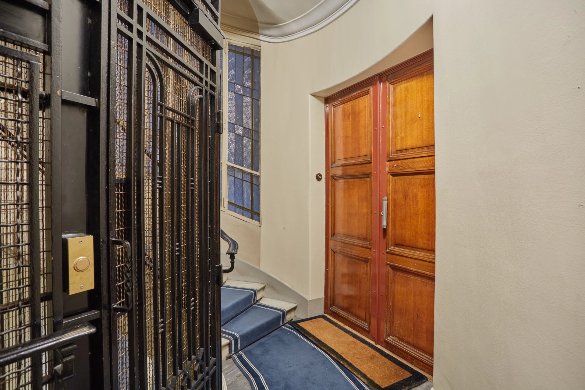 2 Bedroom Apartment/Flat's Image 6