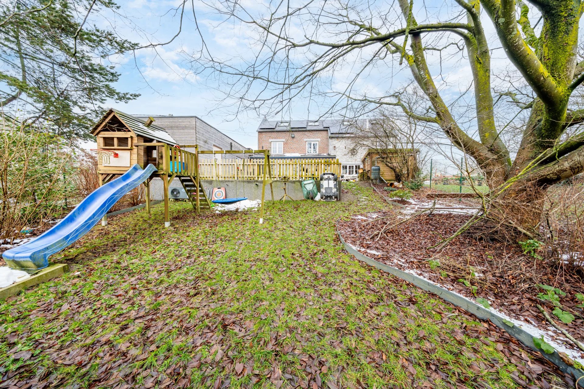 Charmant gerenoveerd huis met 3/4 slaapkamers