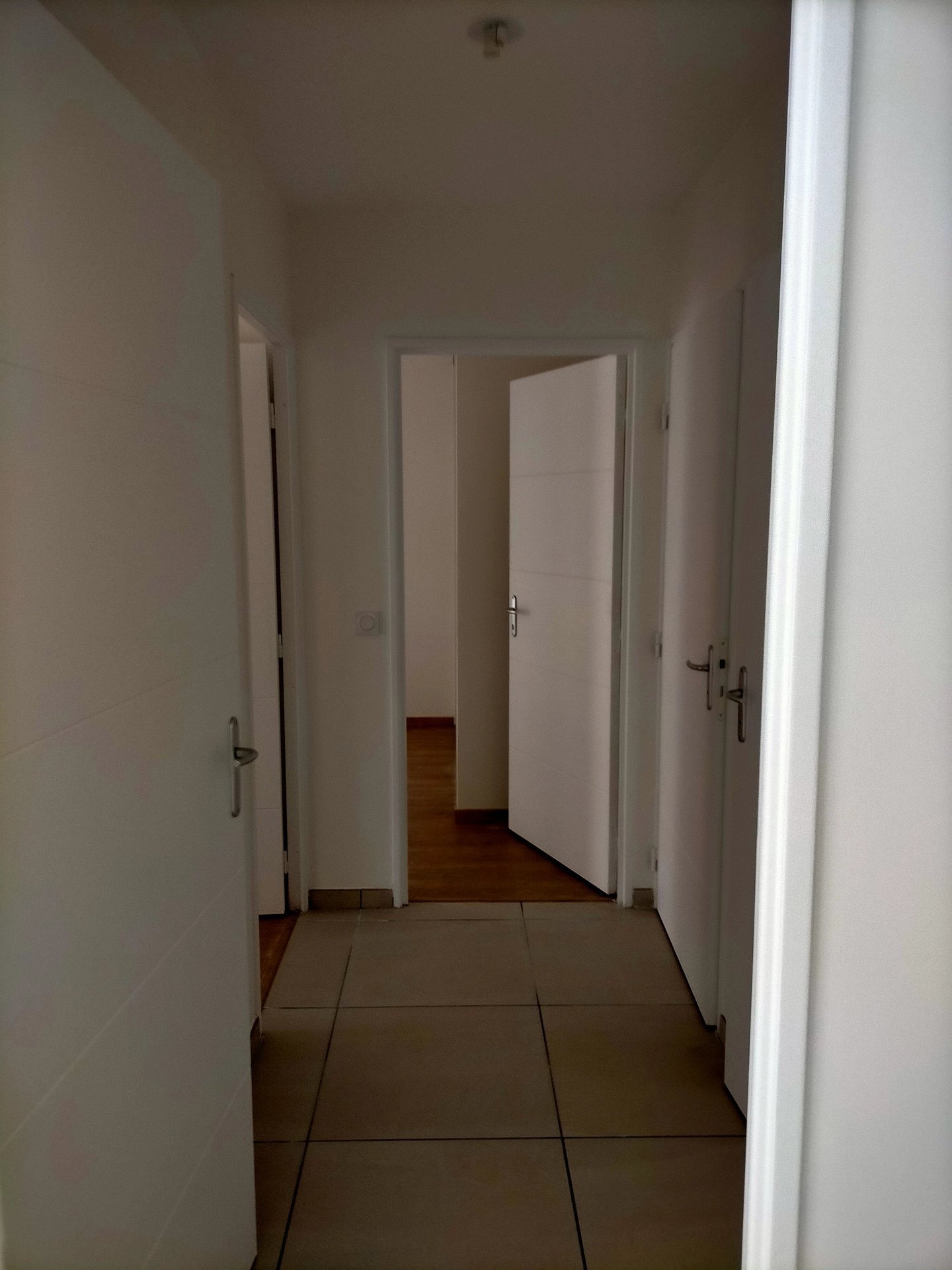 4562928 Location Villeurbanne