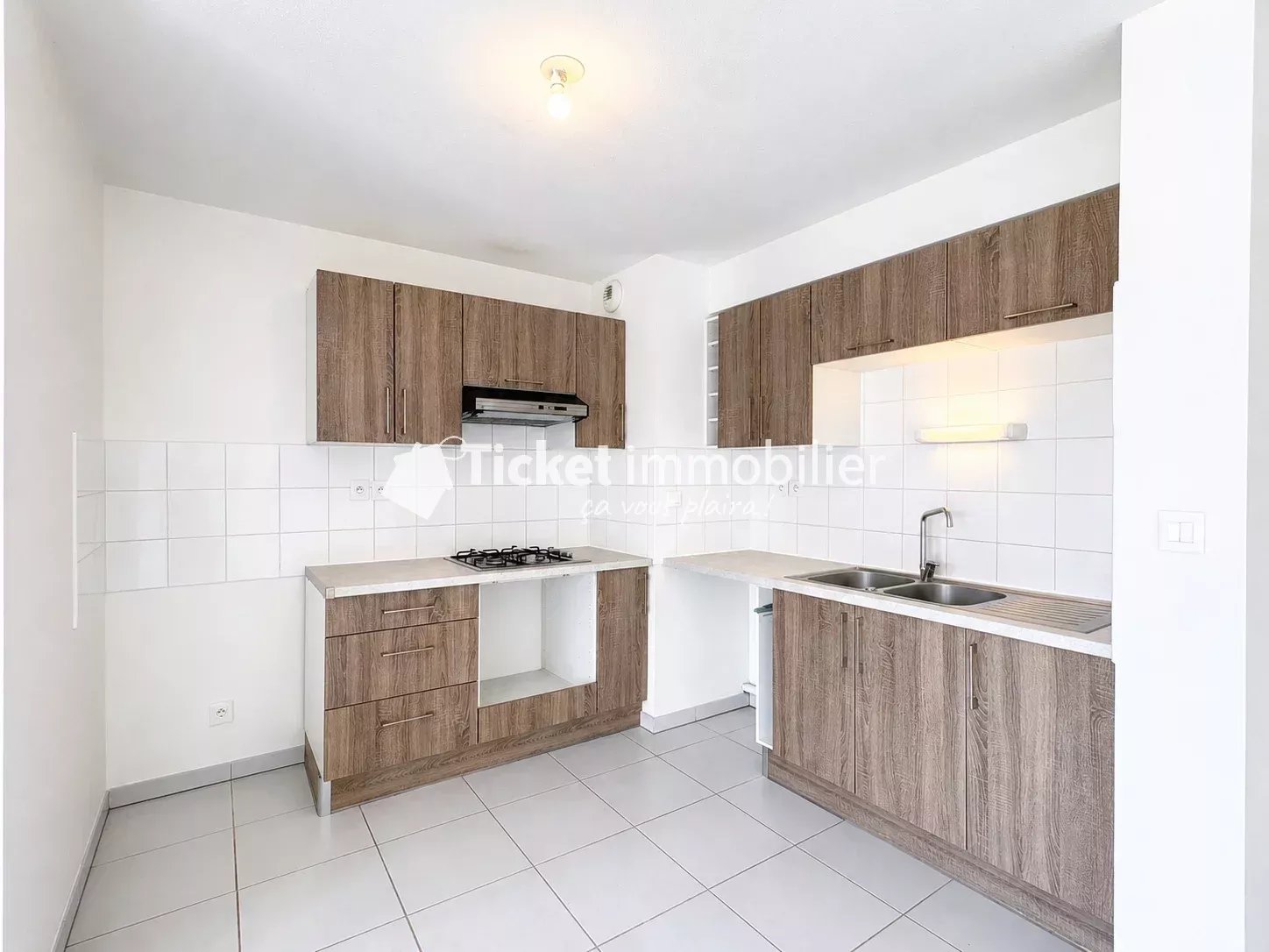 APPARTEMENT T3 61m² TOURNEFEUILLE AVEC BALCON, DEUX PLACES DE PARKING EN SOUS-SOL, — photo 3