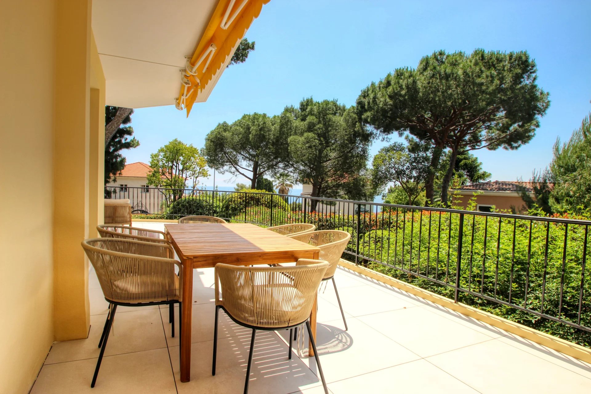 CAP D'AIL "MALA" - 4P 112M² | TERRASSE 95M² | GARAGE | PISCINE