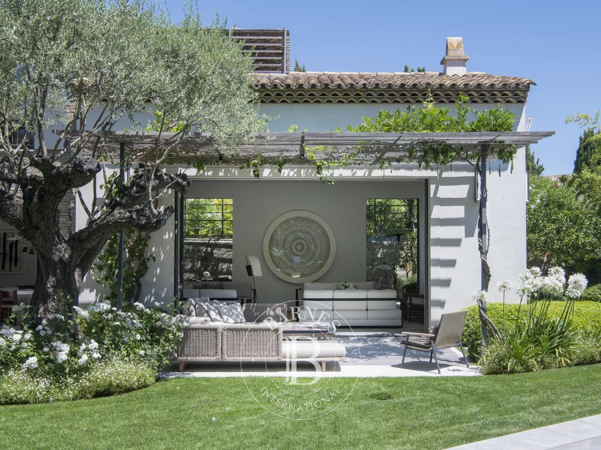 Villa Saint-Tropez  -  ref 85451398 (picture 1)