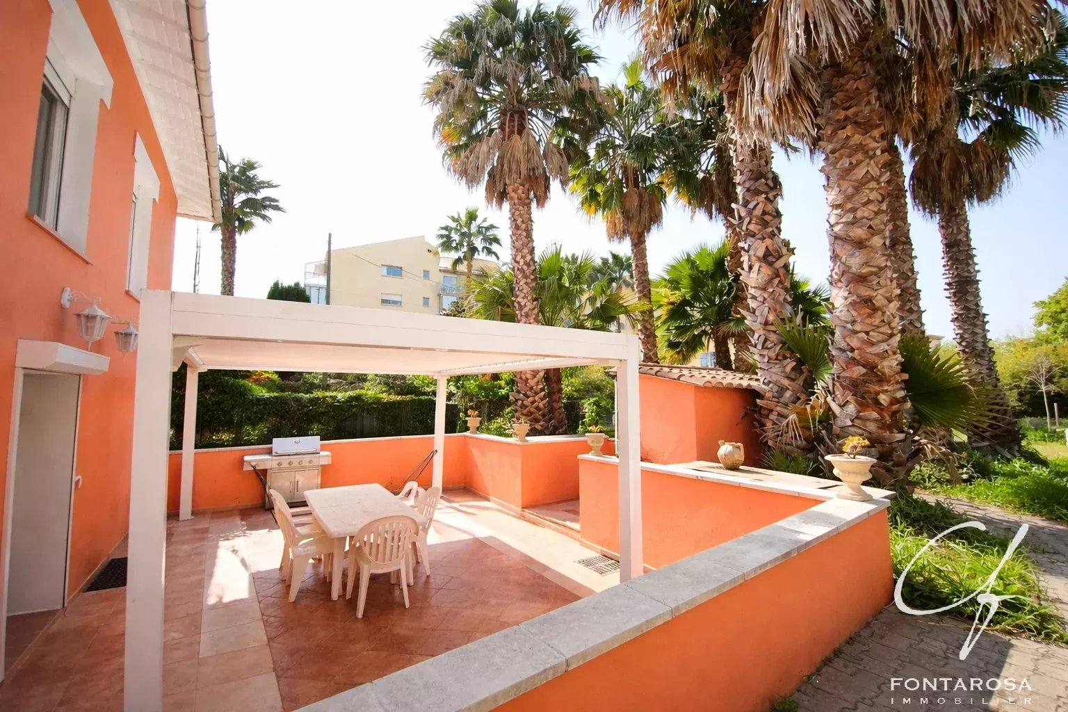 Agence immobilière de 