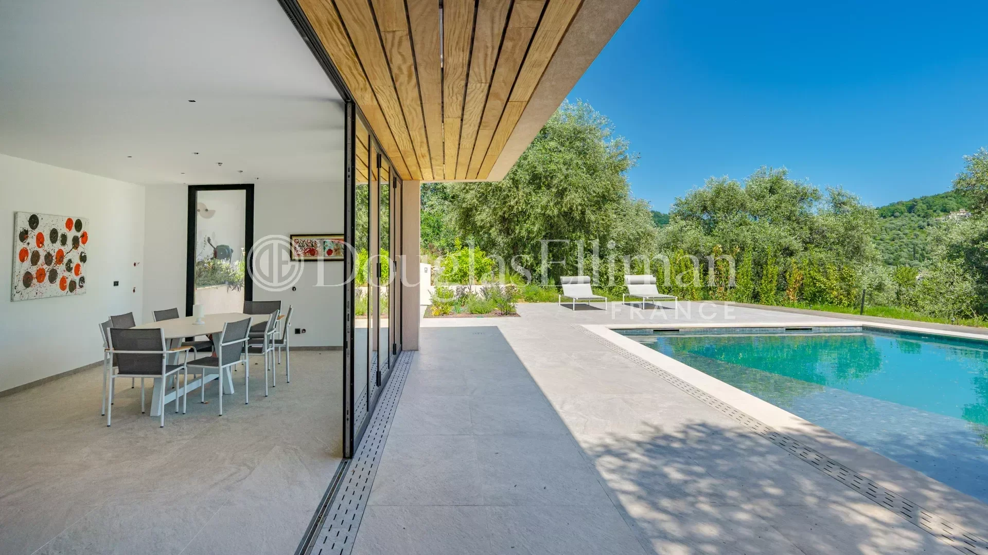 GRASSE — Une bastide magistralement restaurée avec vue panoramique sur la mer - Image nᵒ3