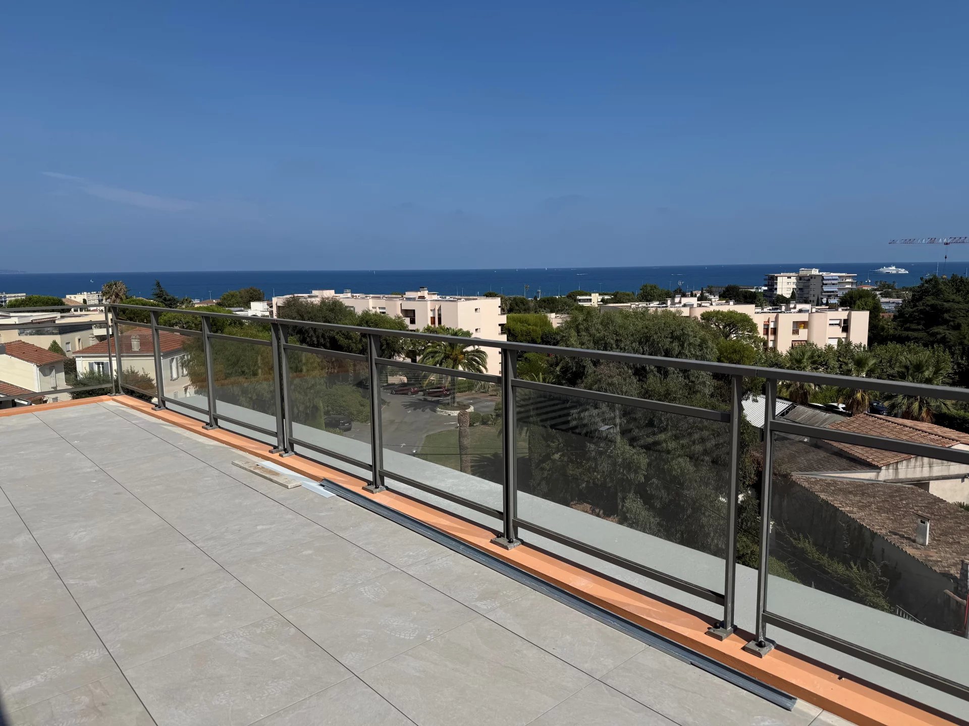 Apartment in Plaine de la Brague - Image 3
