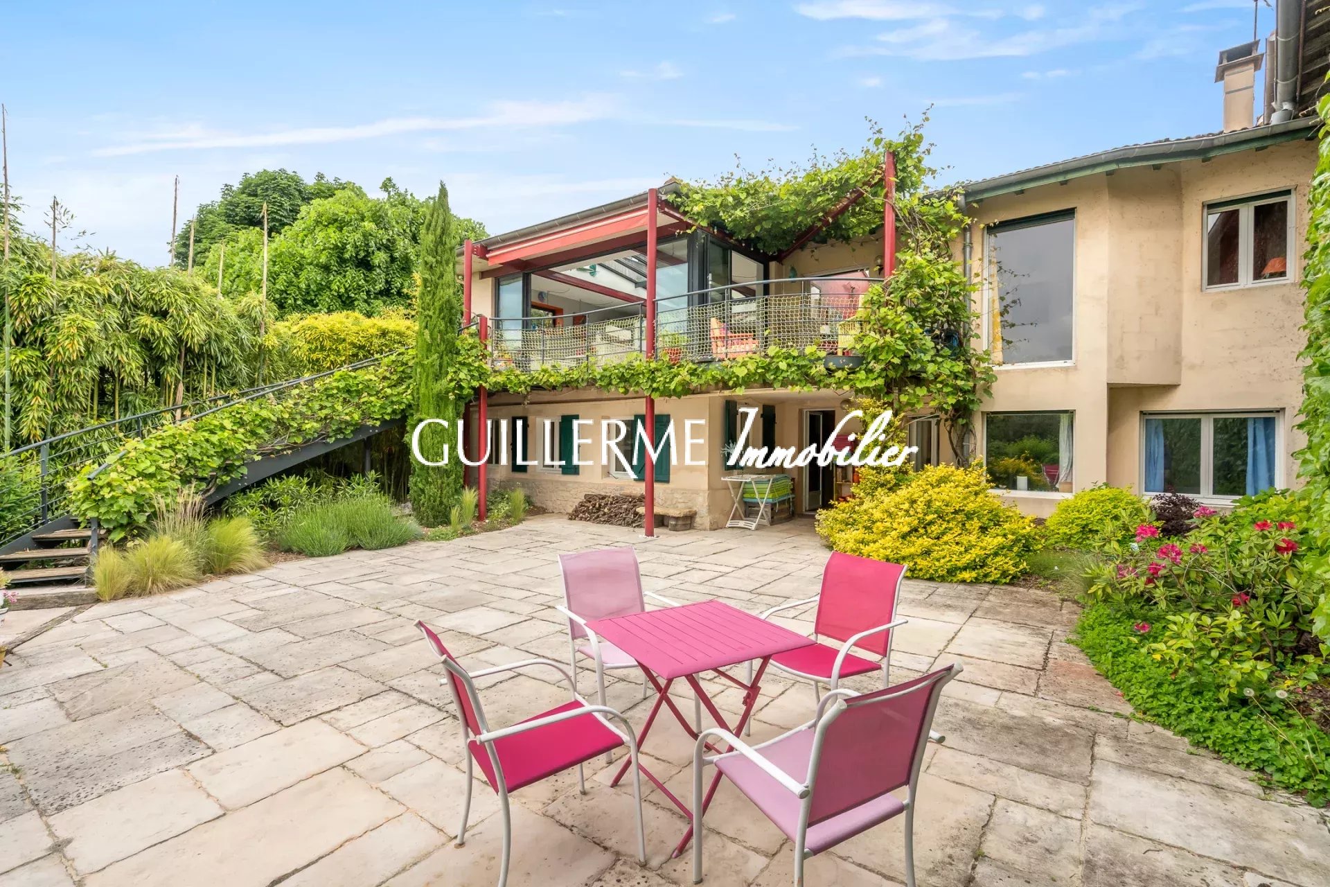 Agence immobilière de 