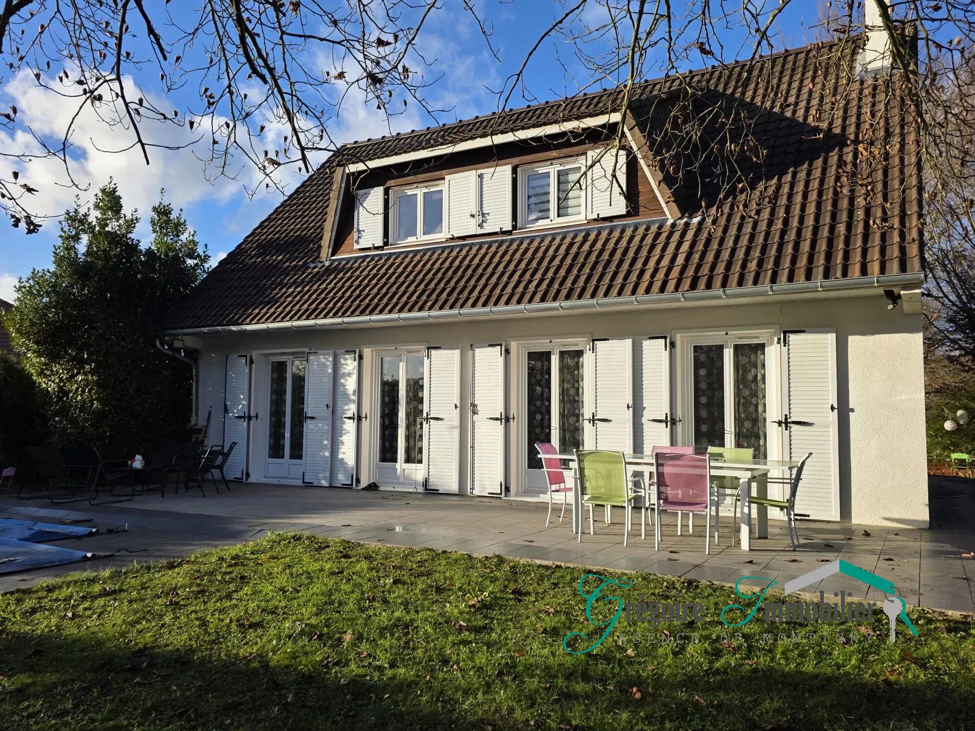 Montigny sur Loing : Maison 5 pièces 158 m2