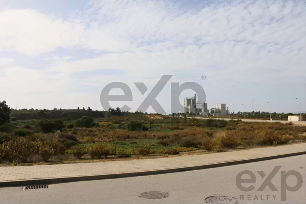 Terreno Industrial para construção no Parque Industrial Sapec Bay - Setúbal
