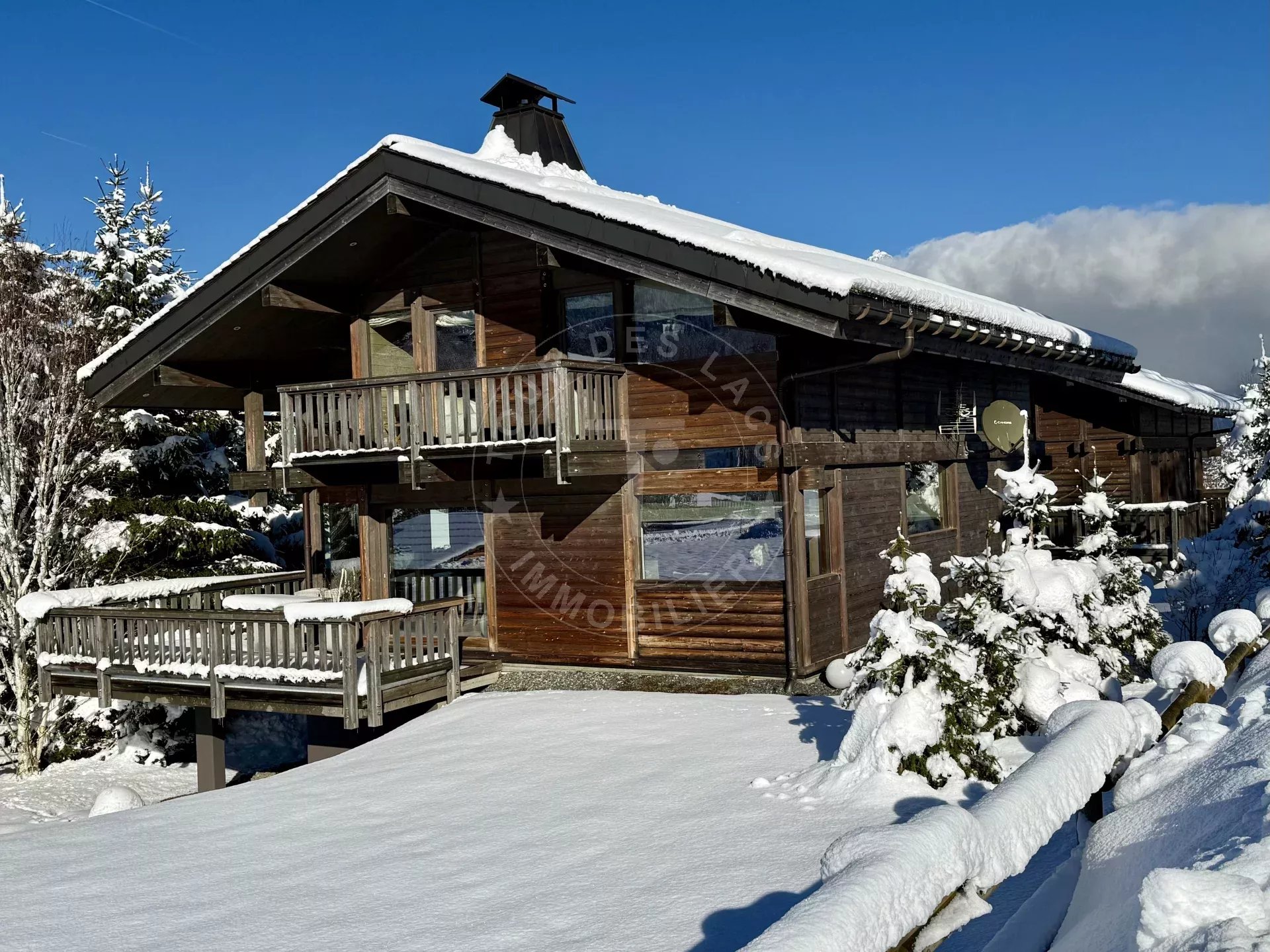 Agence immobilière de 