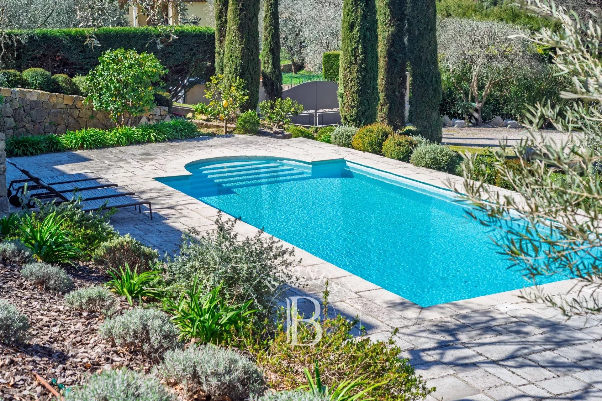 Le Rouret - Magnificent renovated family property in a quiet location - Panoramic hills view - picture 5