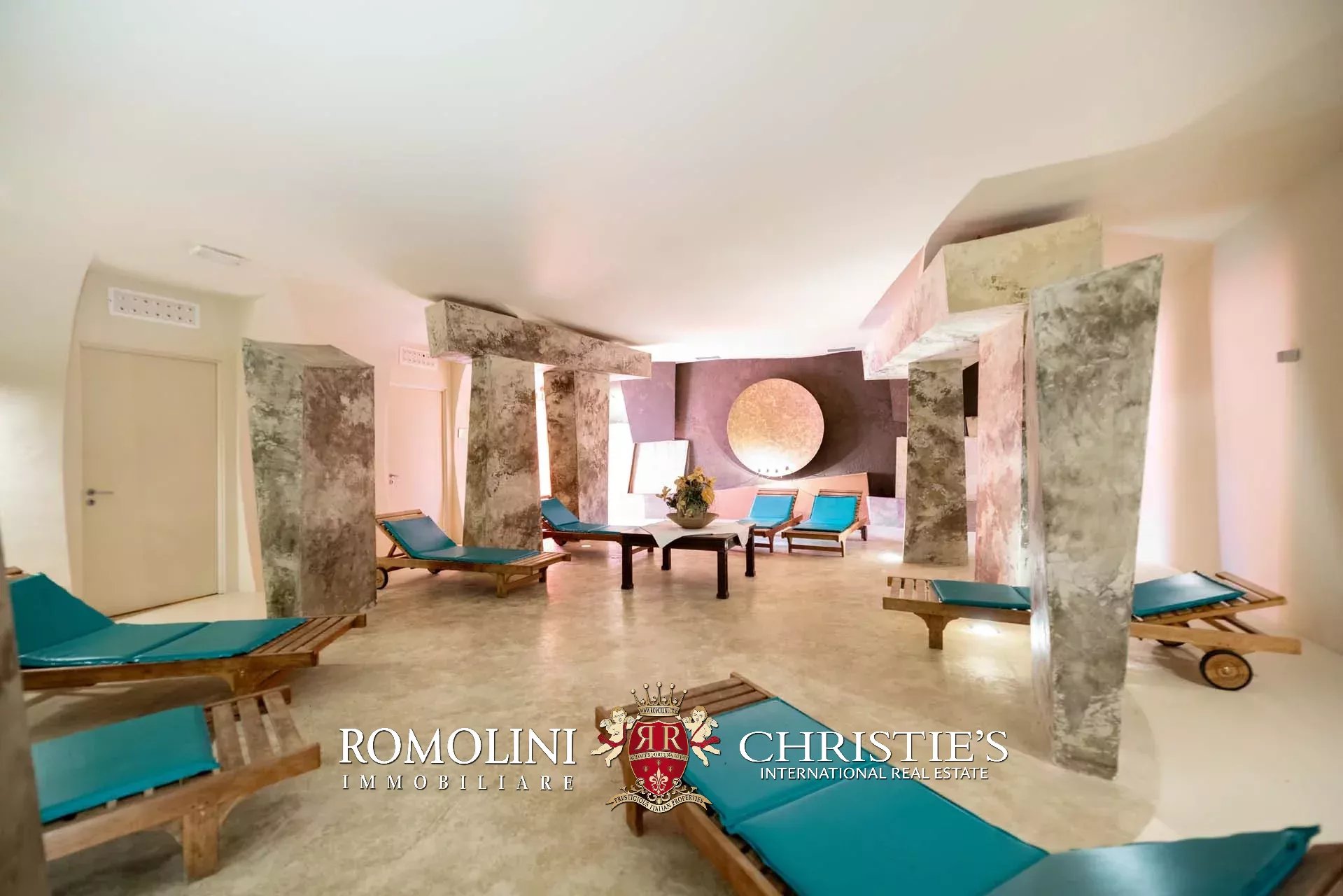 108 Bedroom Villa/Townhouse's Image 73