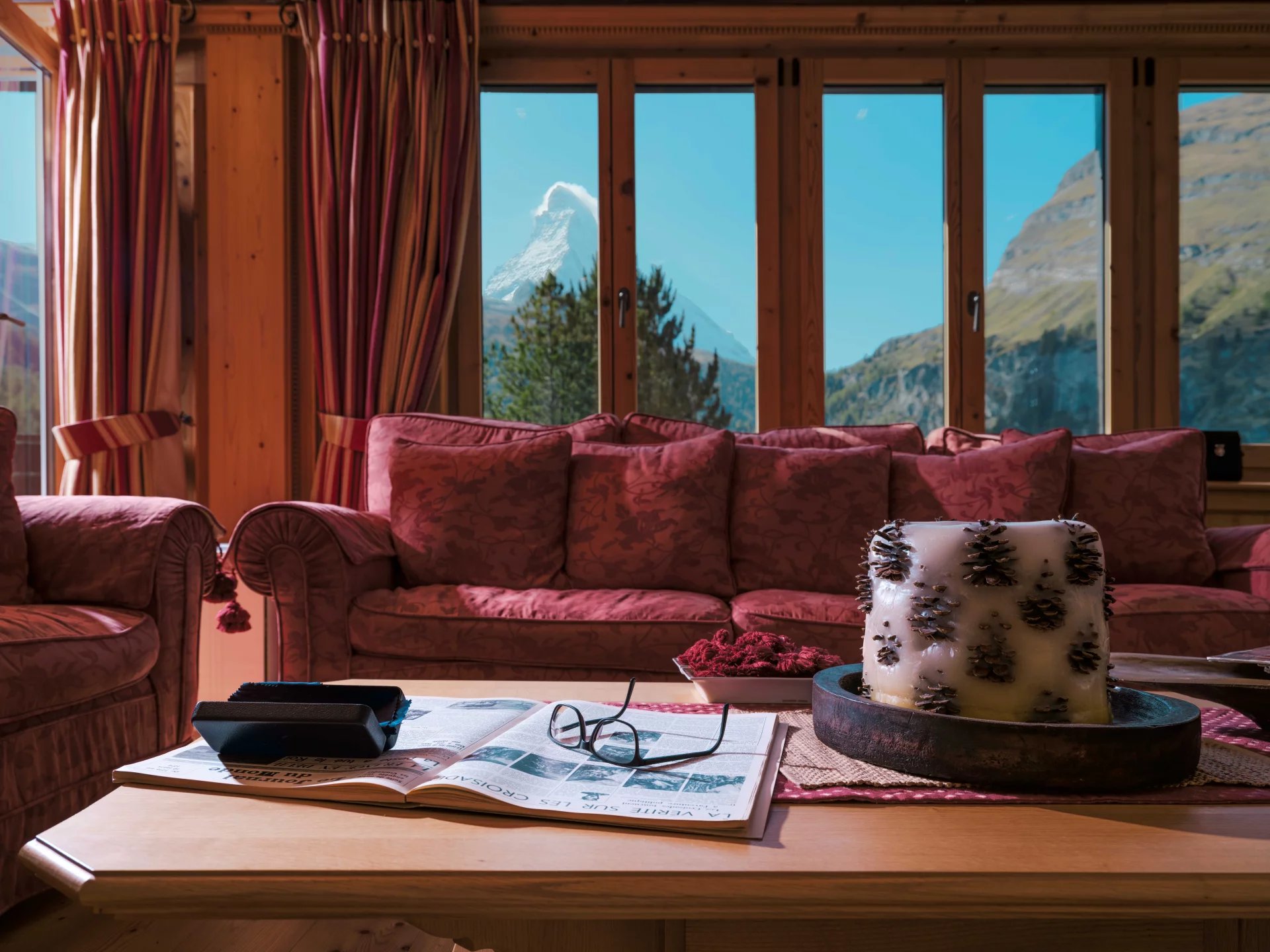 Luxury ski in / ski out chalet with breathtaking views of the Matterhorn