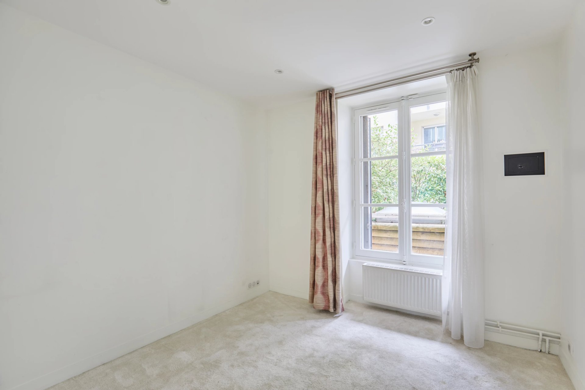 2 Bedroom Apartment/Flat's Image 8
