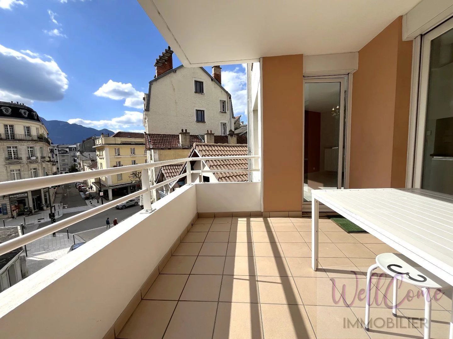 Aix Les Bains Centre Appartement T4 de 82 m² à louer avec garage et cave