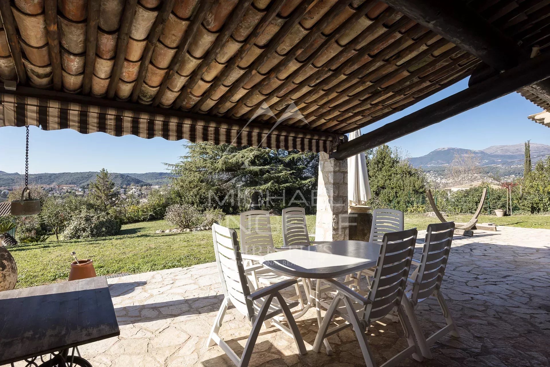 4 Bedroom Villa/Townhouse's Image 4