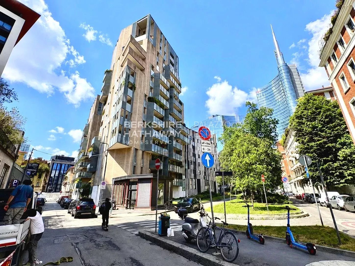 Apartment in Milano - view 1