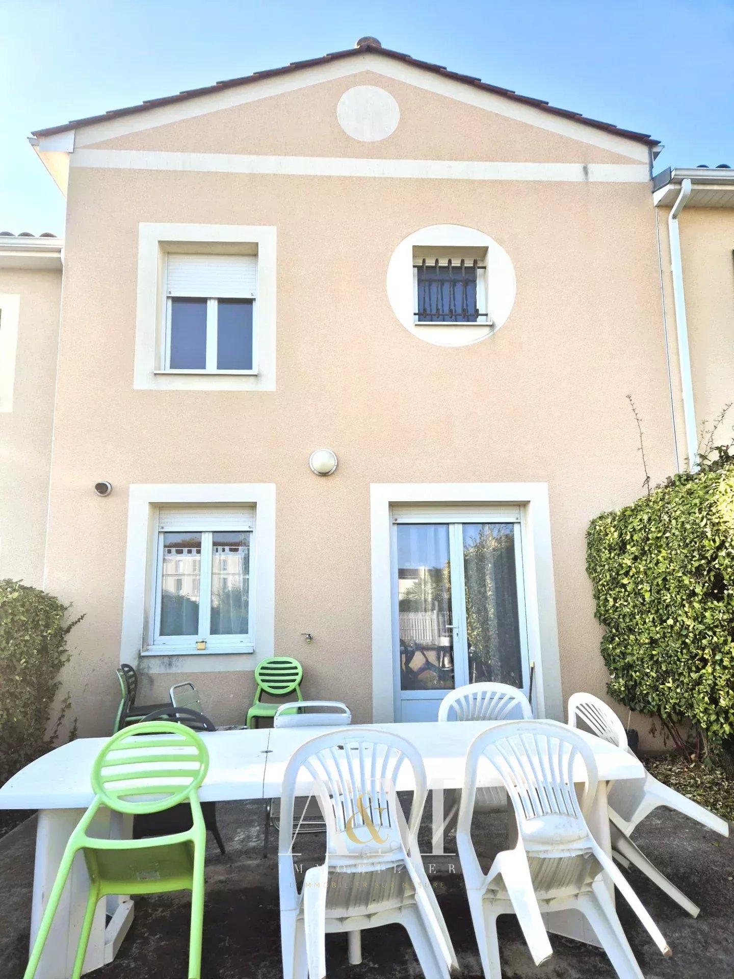 Maison mitoyenne, 4 pièces, 83m²