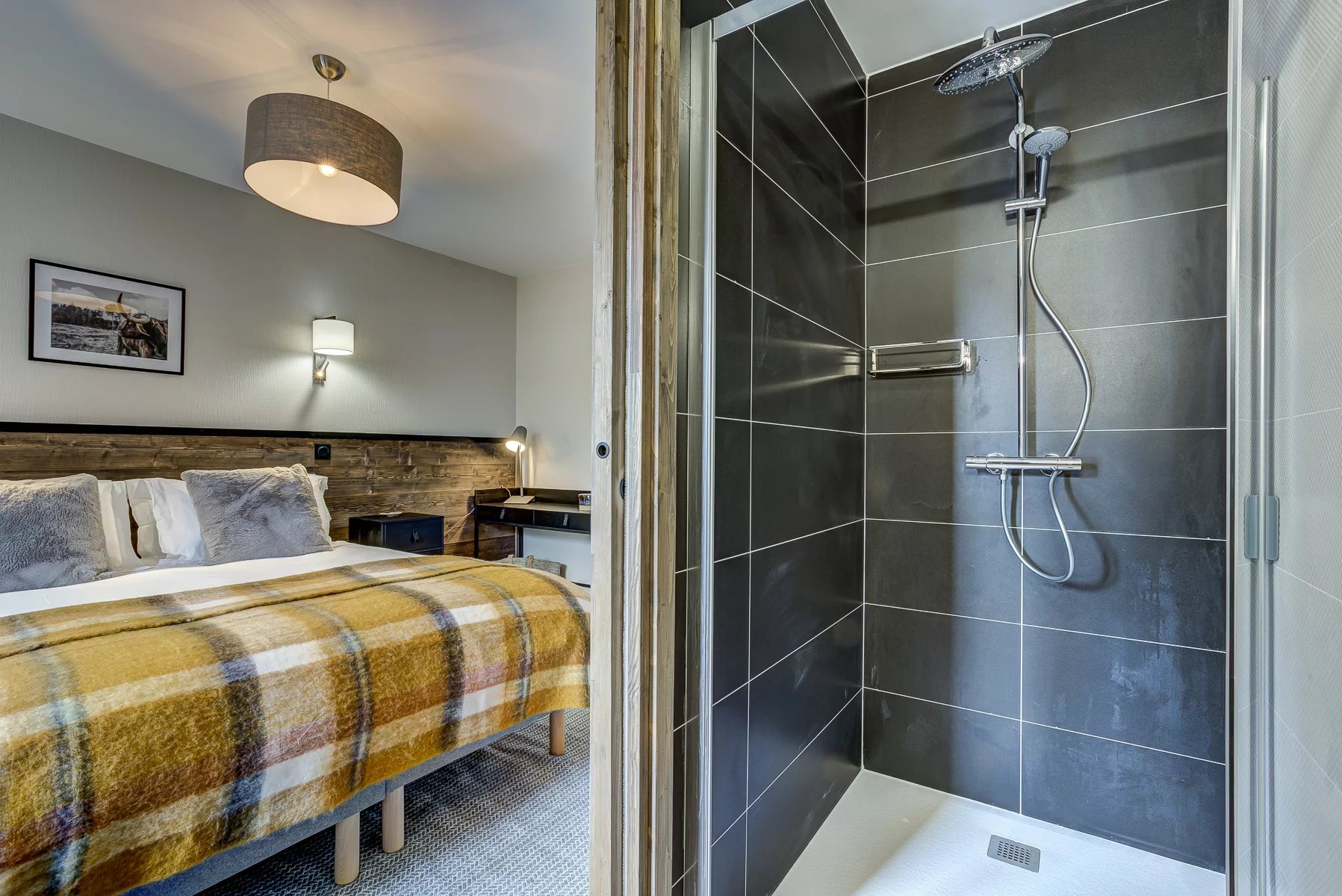 Photo of CHAMONIX – recently built 4-bedroom duplex penthouse close to the centre