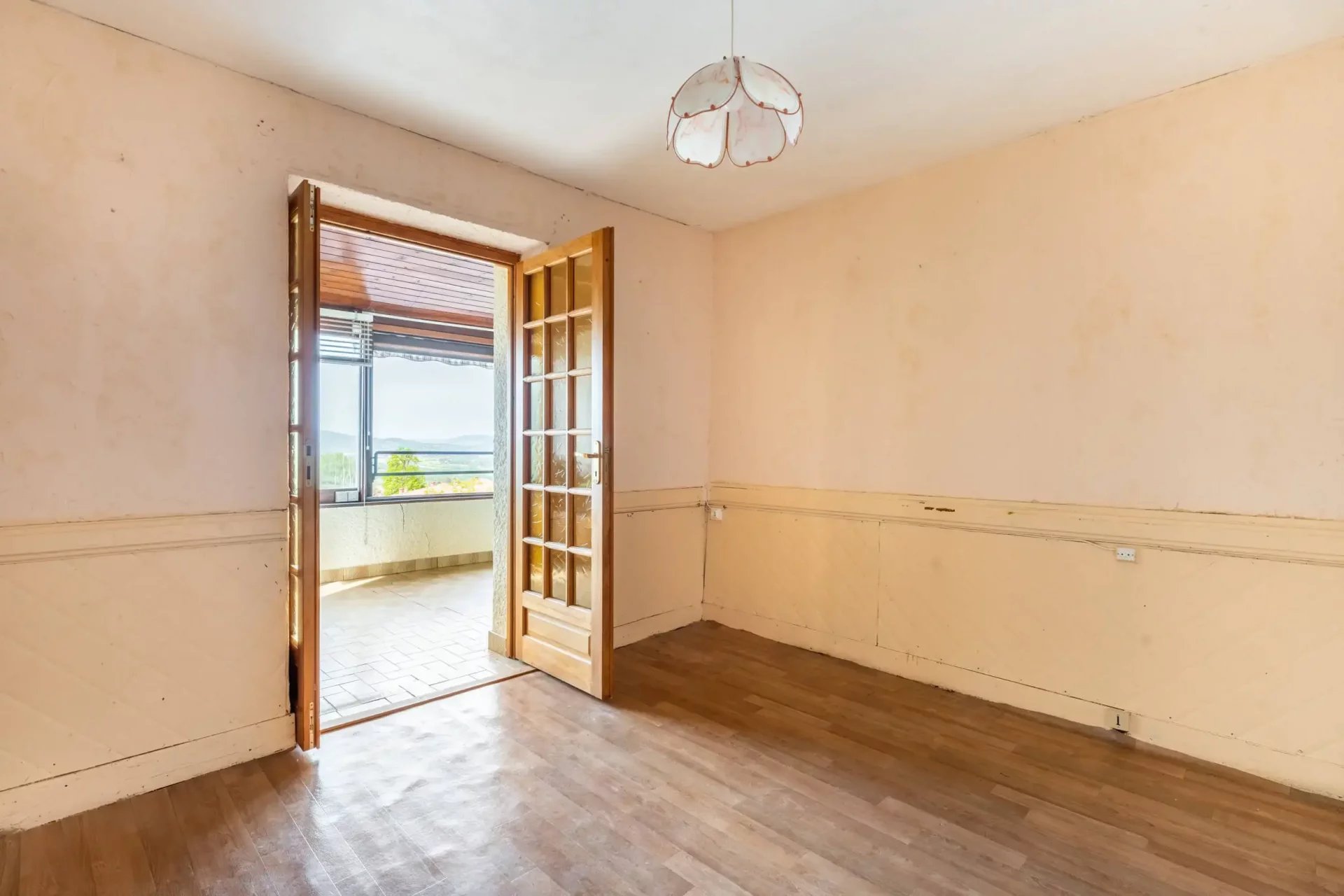 Maison d'environ 90 m² à rénover sur Limonest (69760)
