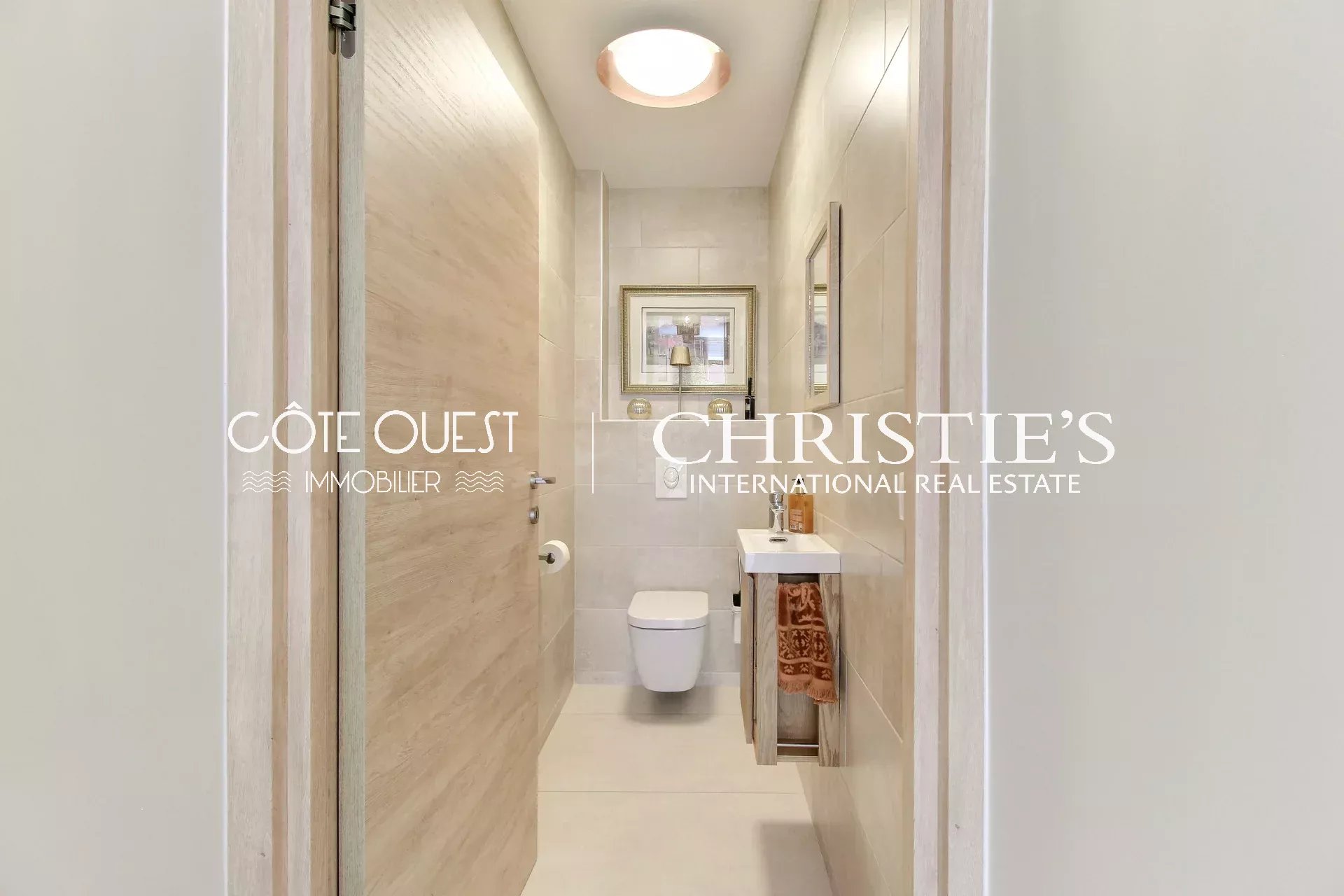 2 Bedroom Villa/Townhouse's Image 11