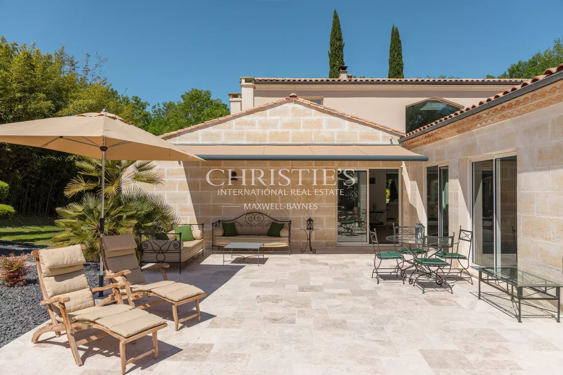 4 Bedroom Villa/Townhouse's Image 19