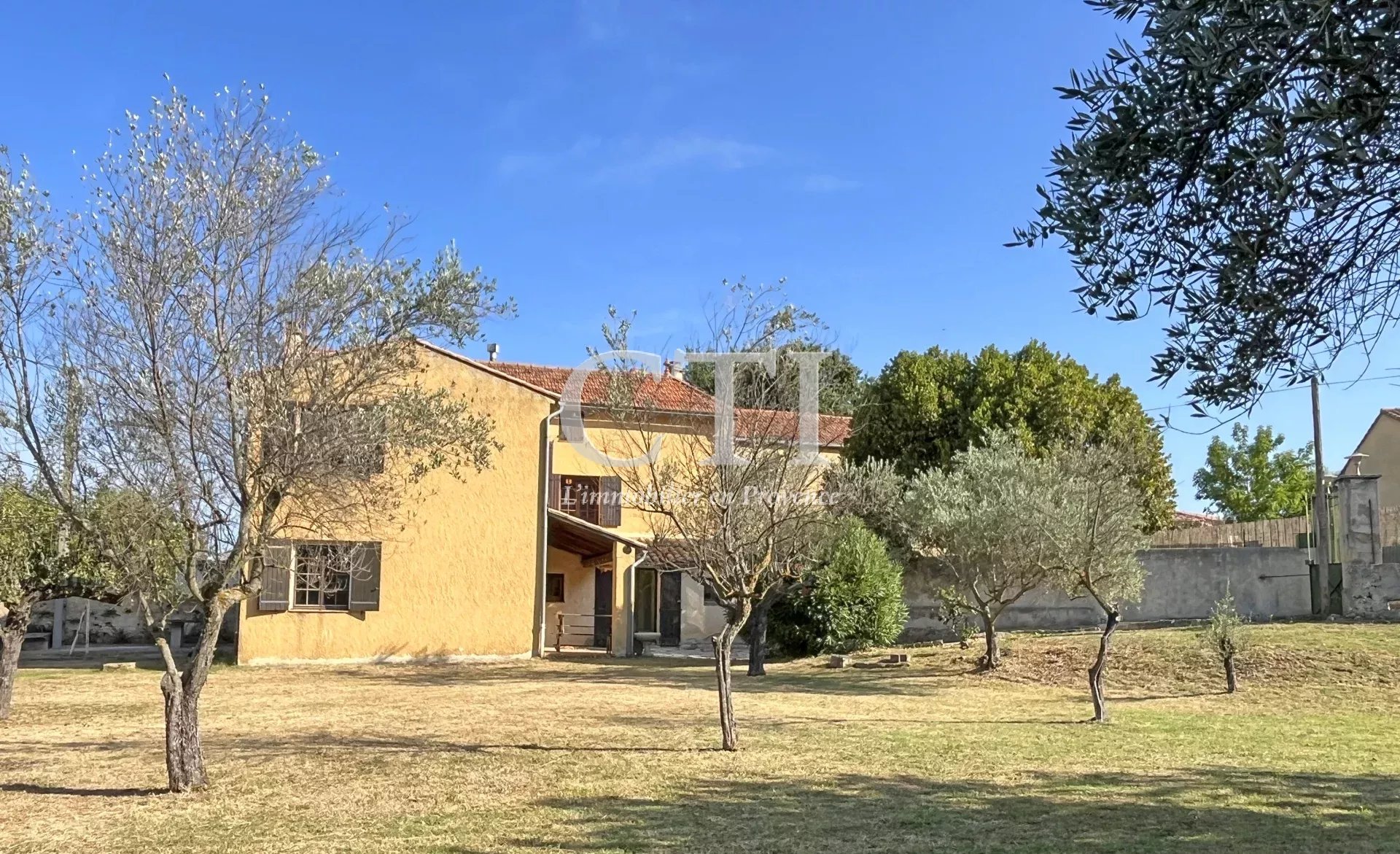 For Sale: Charming Provençal house of 150 m²