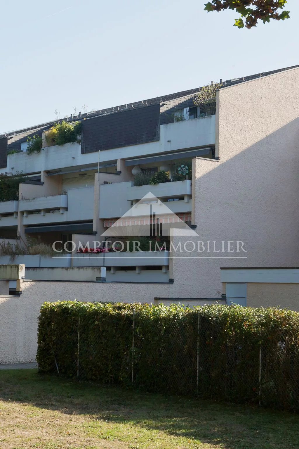 Bel appartement de 4 pièces au 2ème étage entièrement rénové