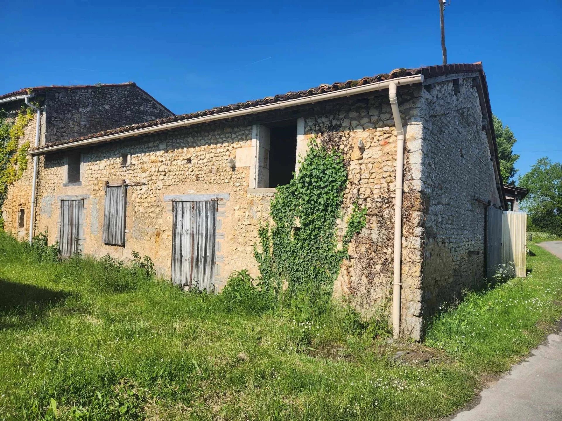 Agence immobilière de ROSER BEATRICE