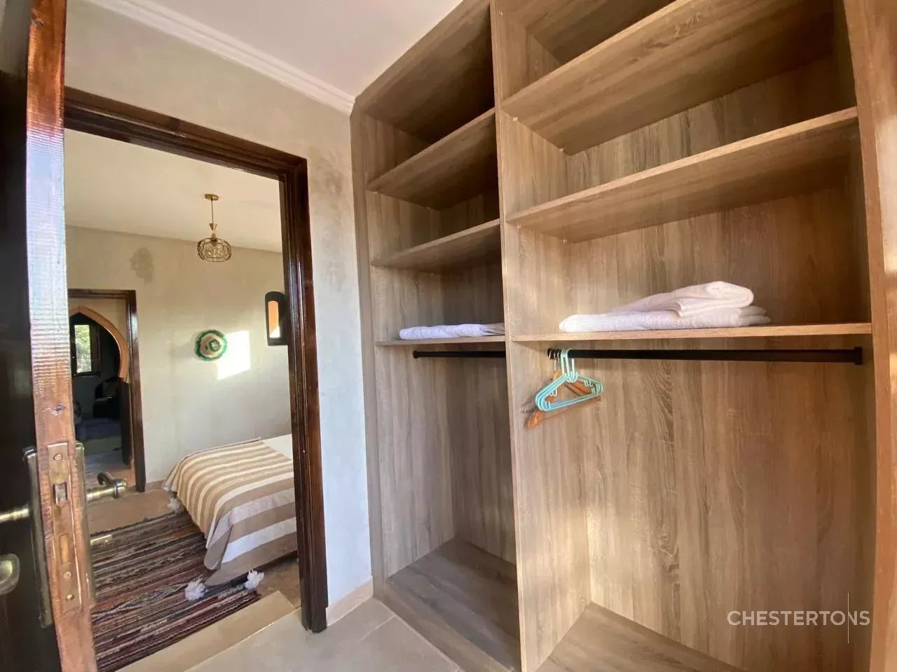  Image of Villa - 6 Bedrooms for Sale in Marrakech-Ménara-Marrakech-Morocco, Image 18