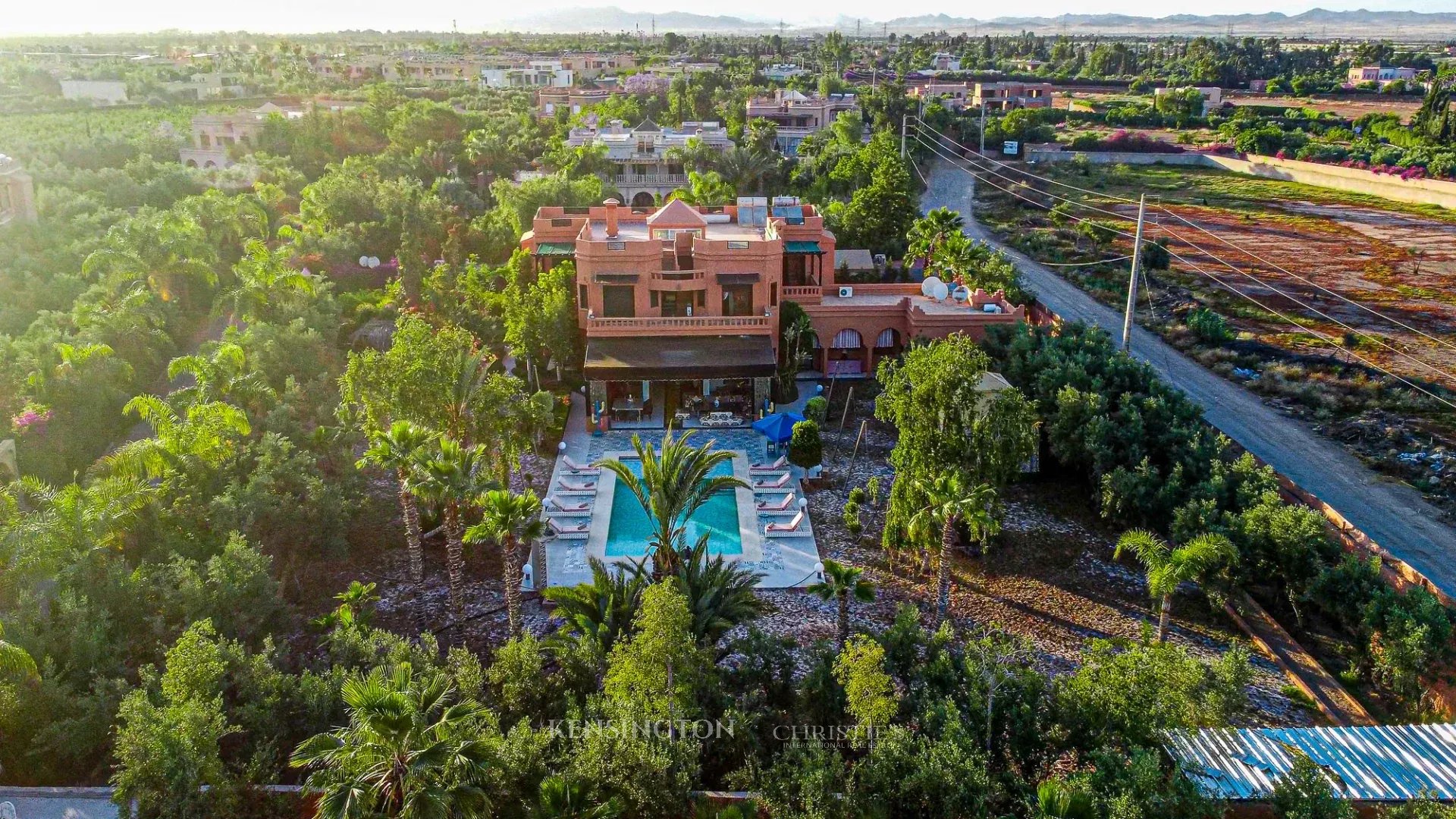 10 Bedroom Villa/Townhouse's Image 35