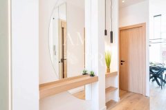 Cannes Banane – 4-room flat, 90 m² – Top floor with south-facing balcony — photo 6 of 7