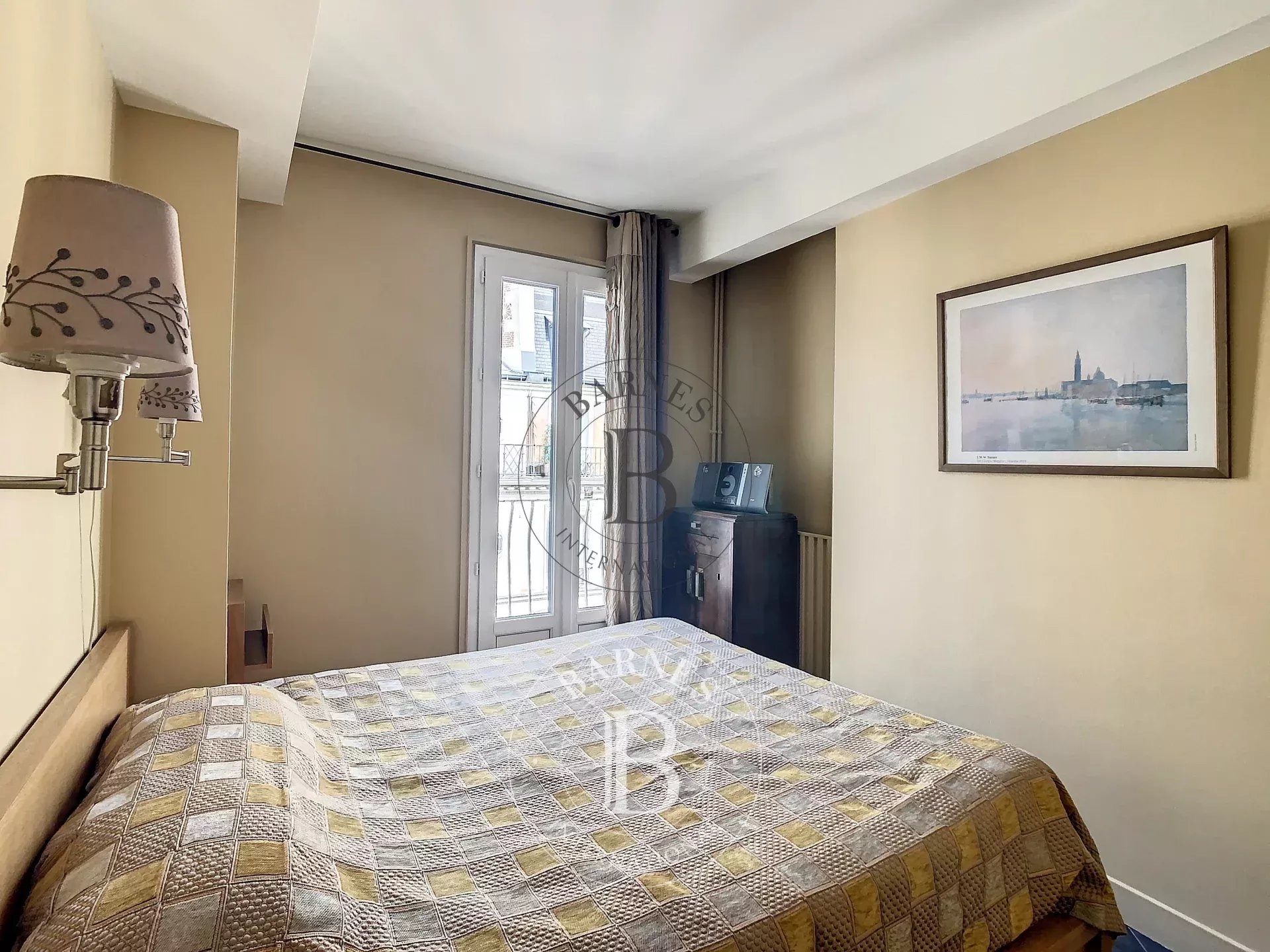 Daire Paris 8ème - picture 4