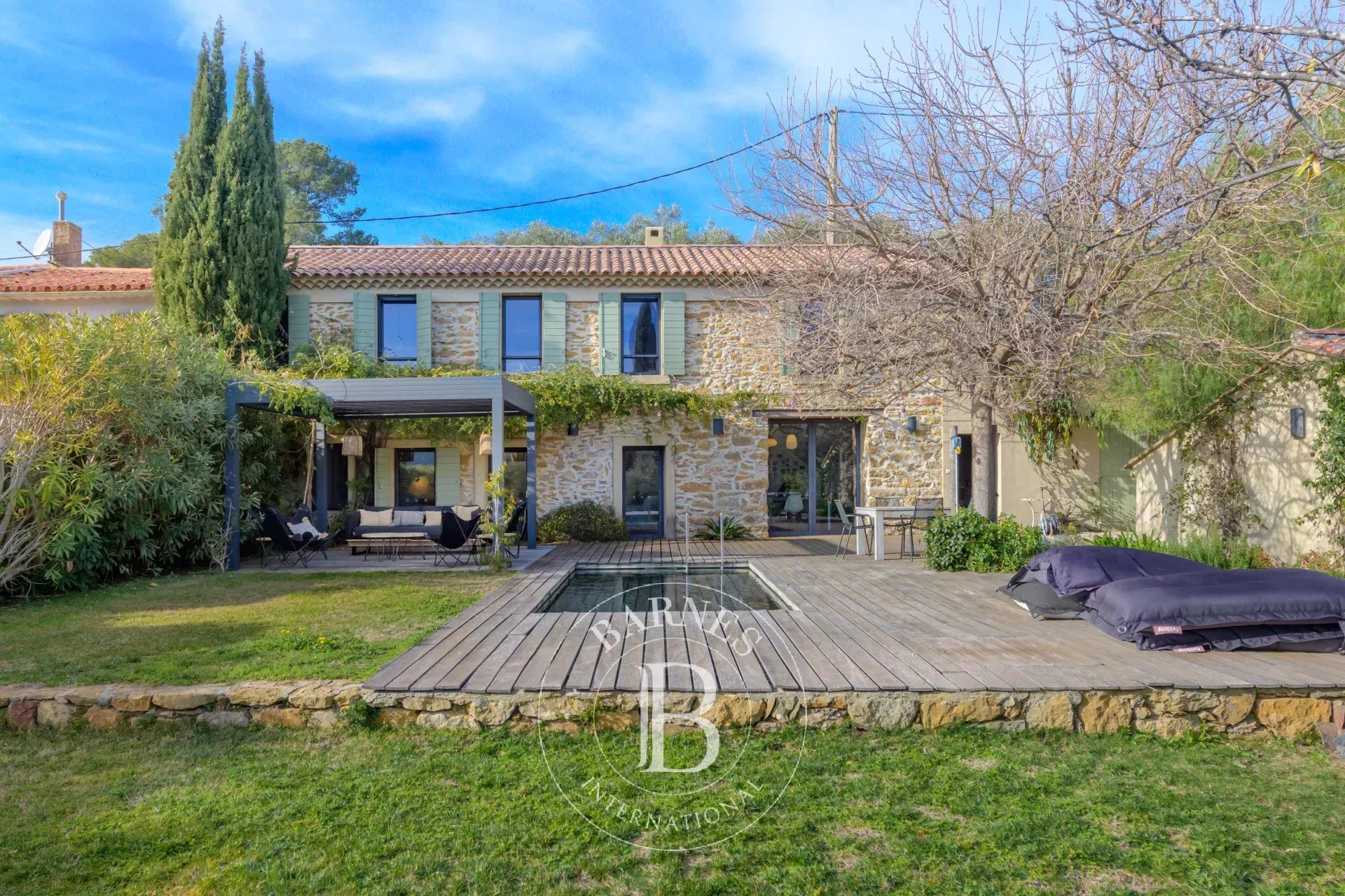 Ev Saint-Cyr-sur-Mer