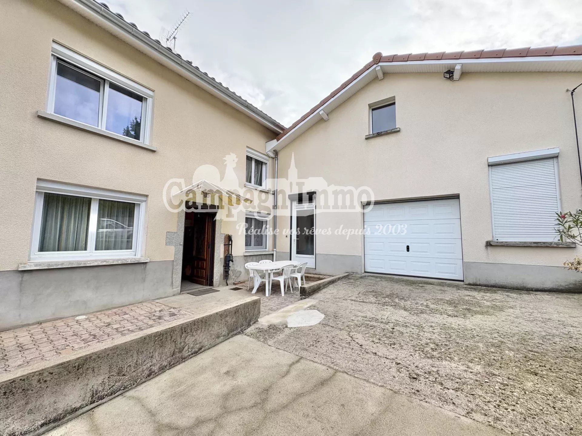 Agence immobilière de 