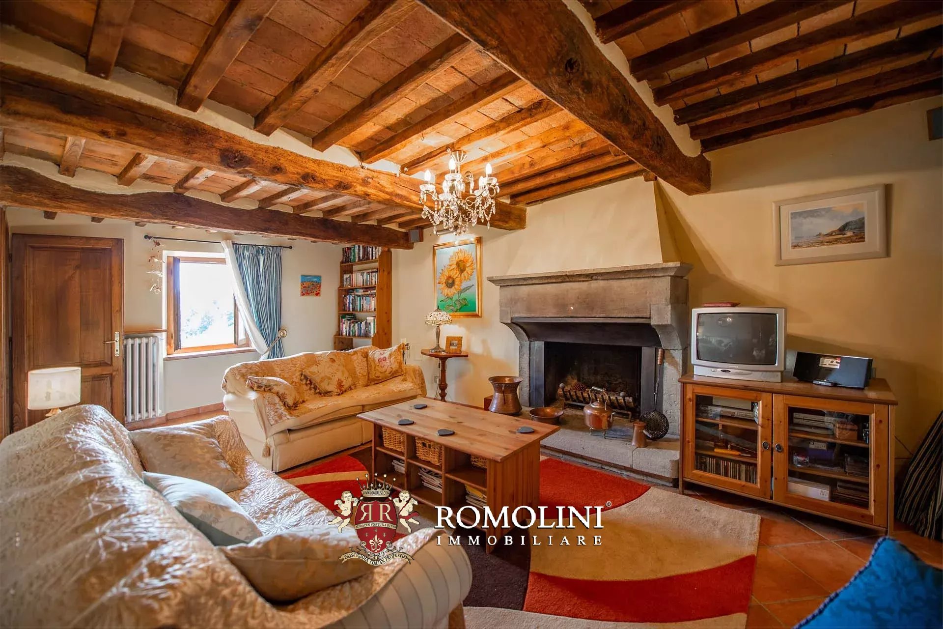 6 Bedroom Villa/Townhouse's Image 29