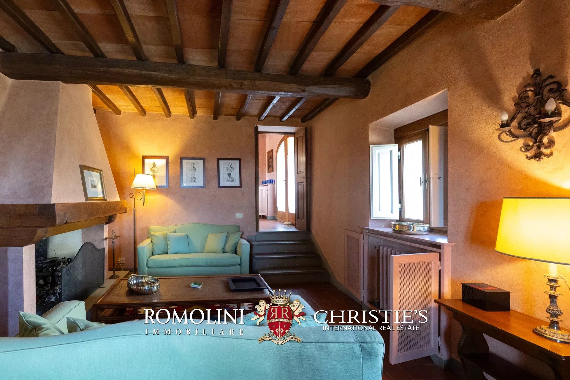 13 Bedroom Villa/Townhouse's Image 24