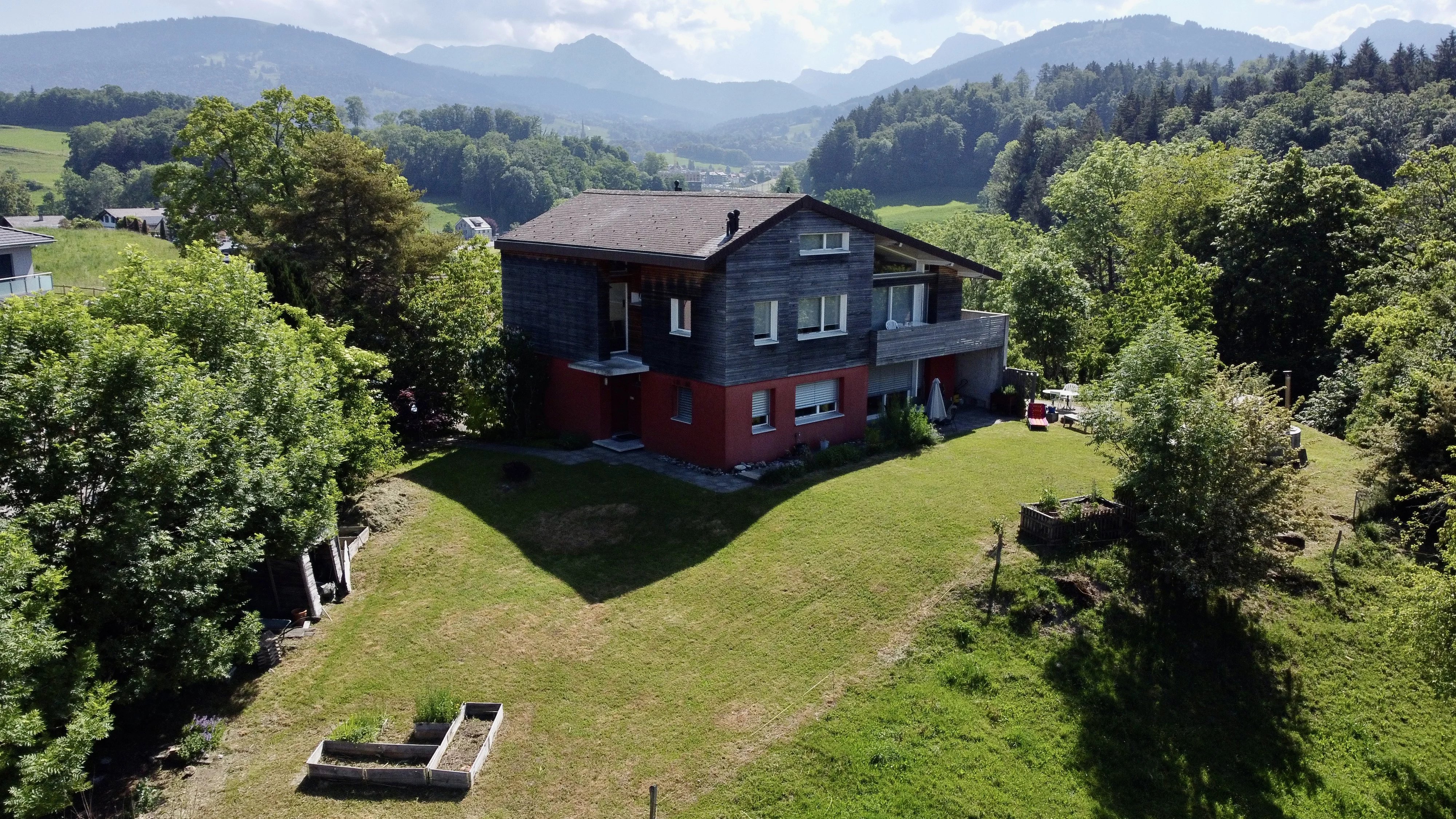 Appartement de 4.5 pièces au rez-de-chaussée !