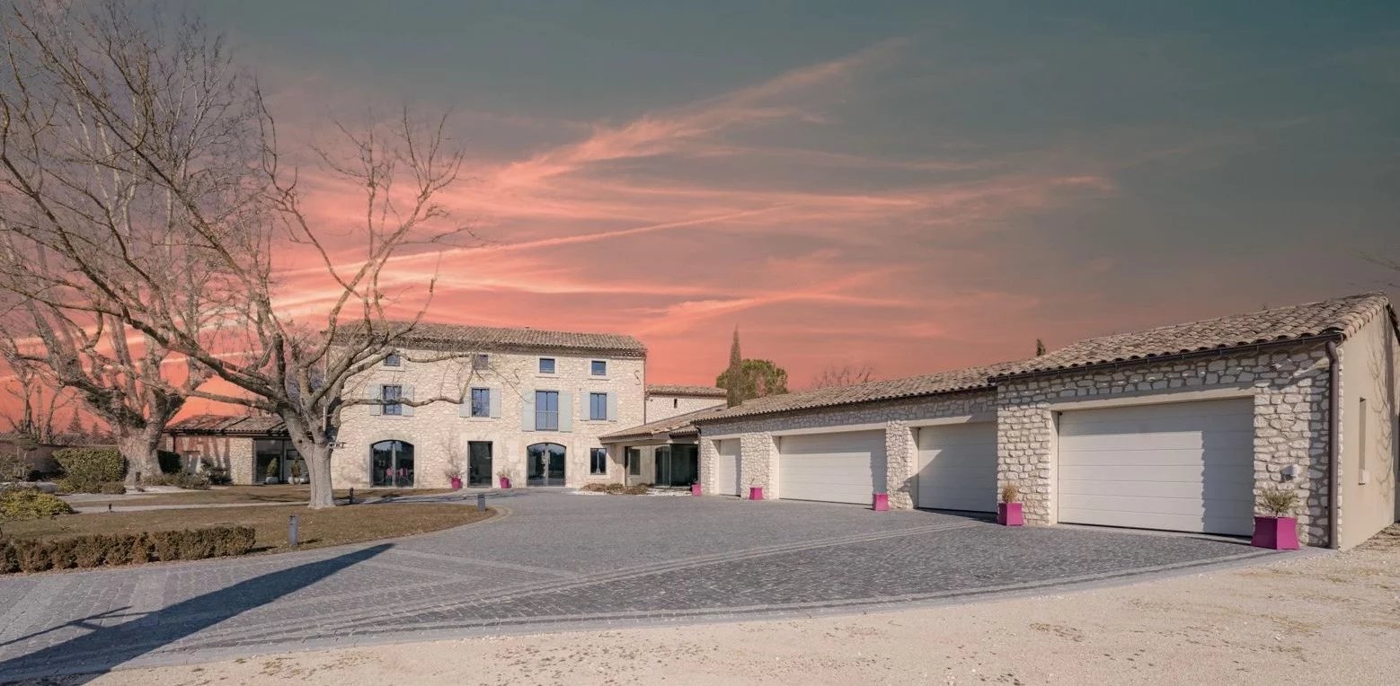 Agence immobilière de 