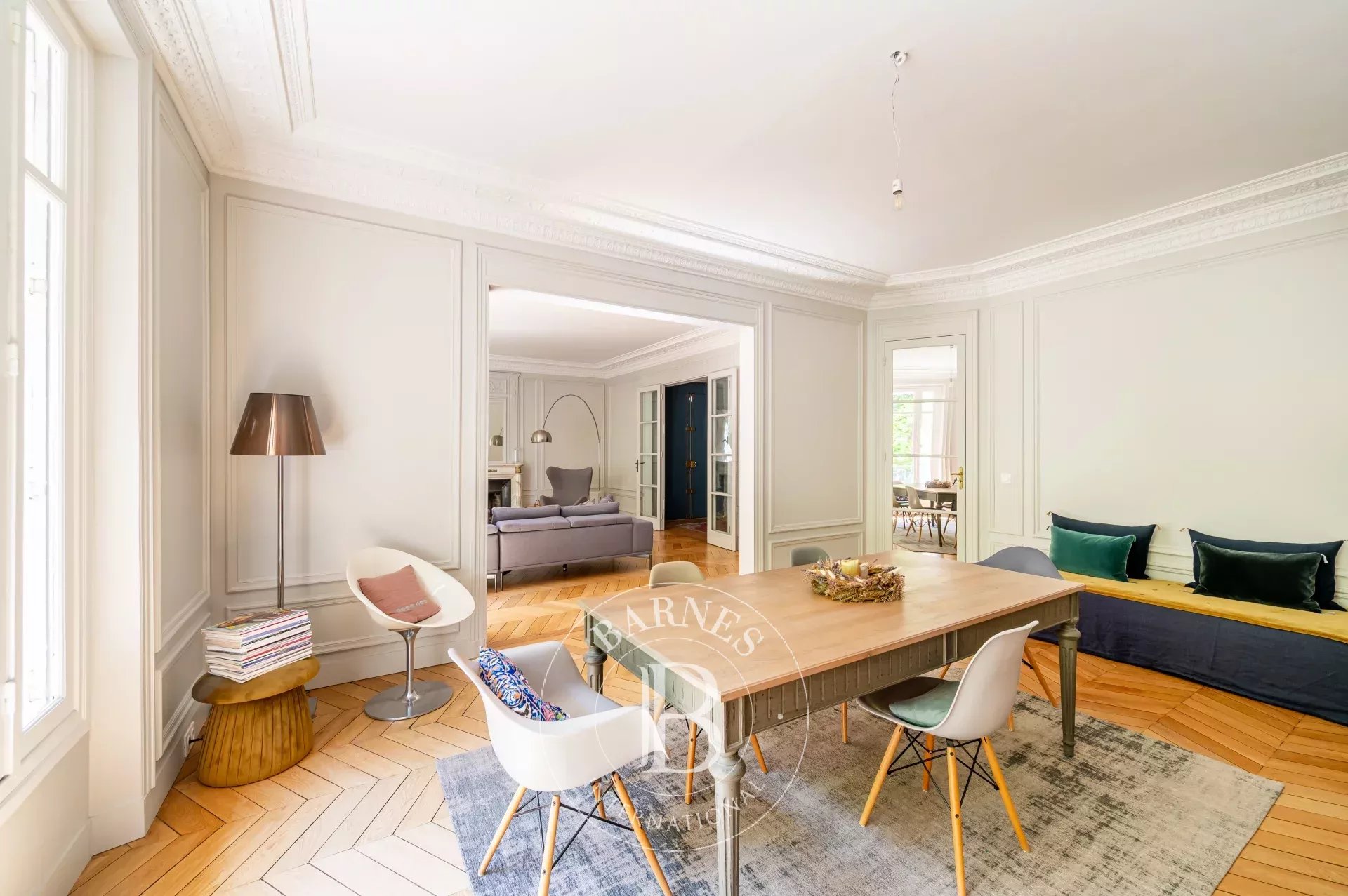 Neuilly Peretti Mairie - renovated family apartment with reception rooms - picture 15