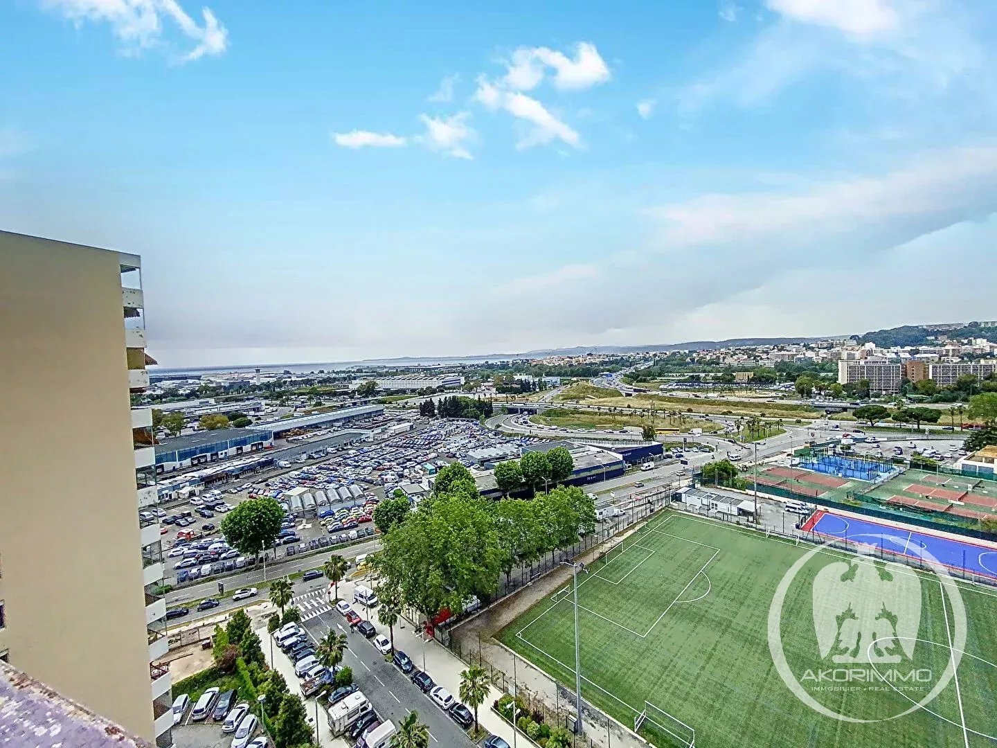 Appartement 4 pièce Nice ouest avec terrasse vue mer
