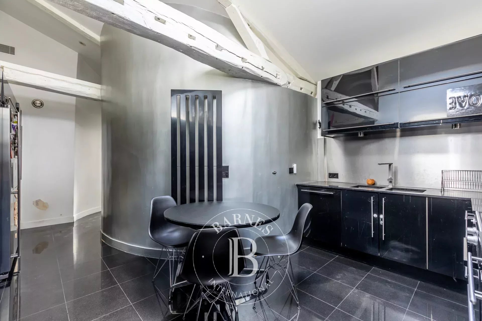 Daire Paris 8ème - picture 10