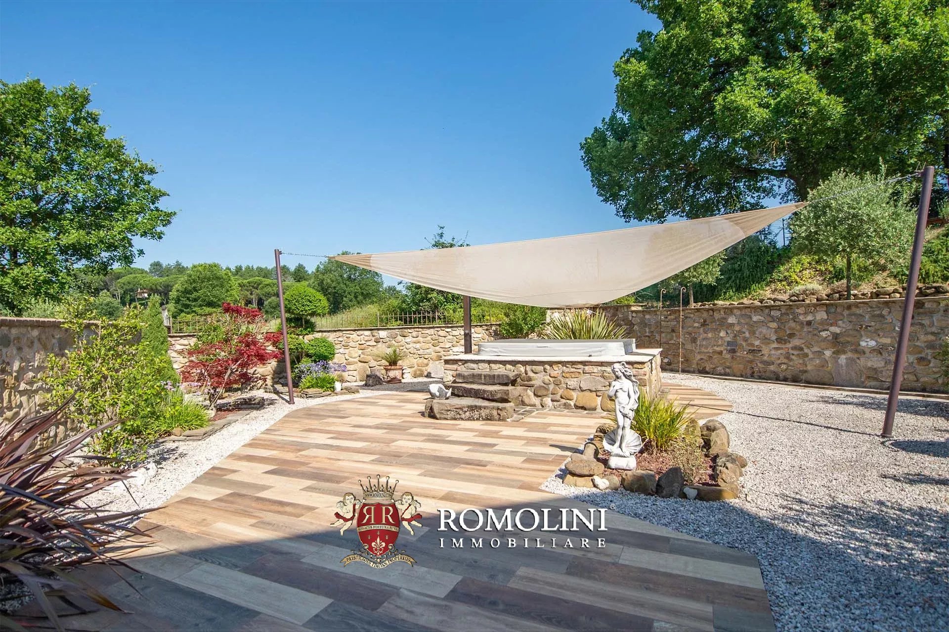 4 Bedroom Villa/Townhouse's Image 21