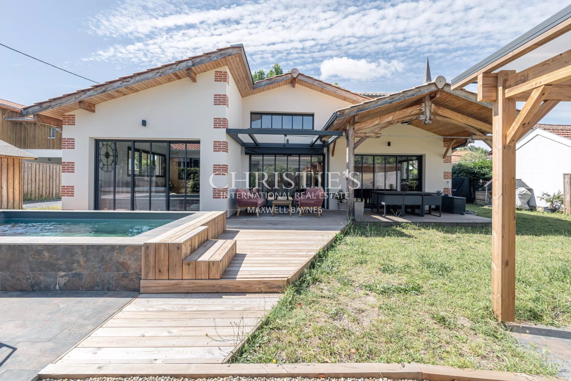 4 Bedroom Villa/Townhouse's Image 15
