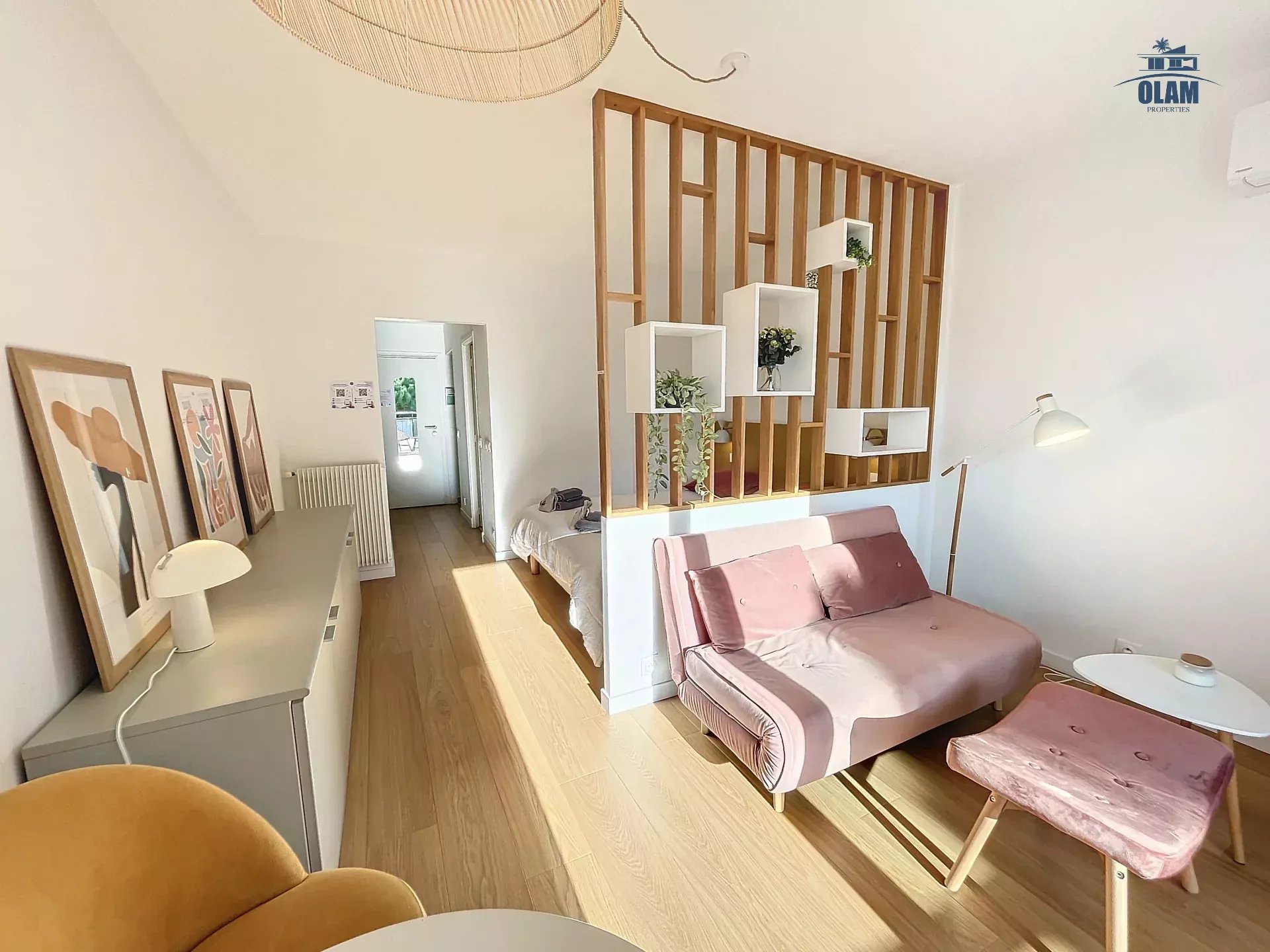 Agence immobilière de 