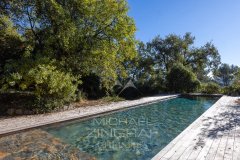Provençal Retreat Set on 1.6 Hectares of Nature — photo 7 of 7