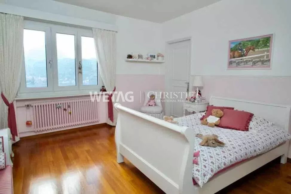 5 Bedroom Villa/Townhouse's Image 5