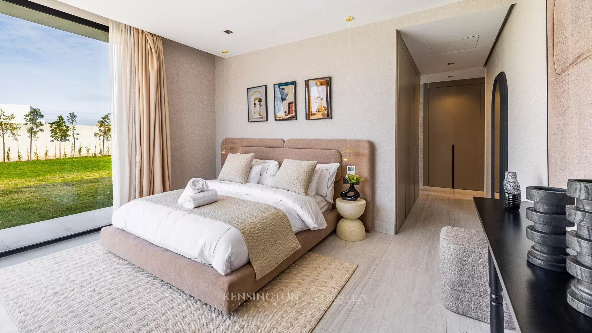 5 Bedroom Villa/Townhouse's Image 39