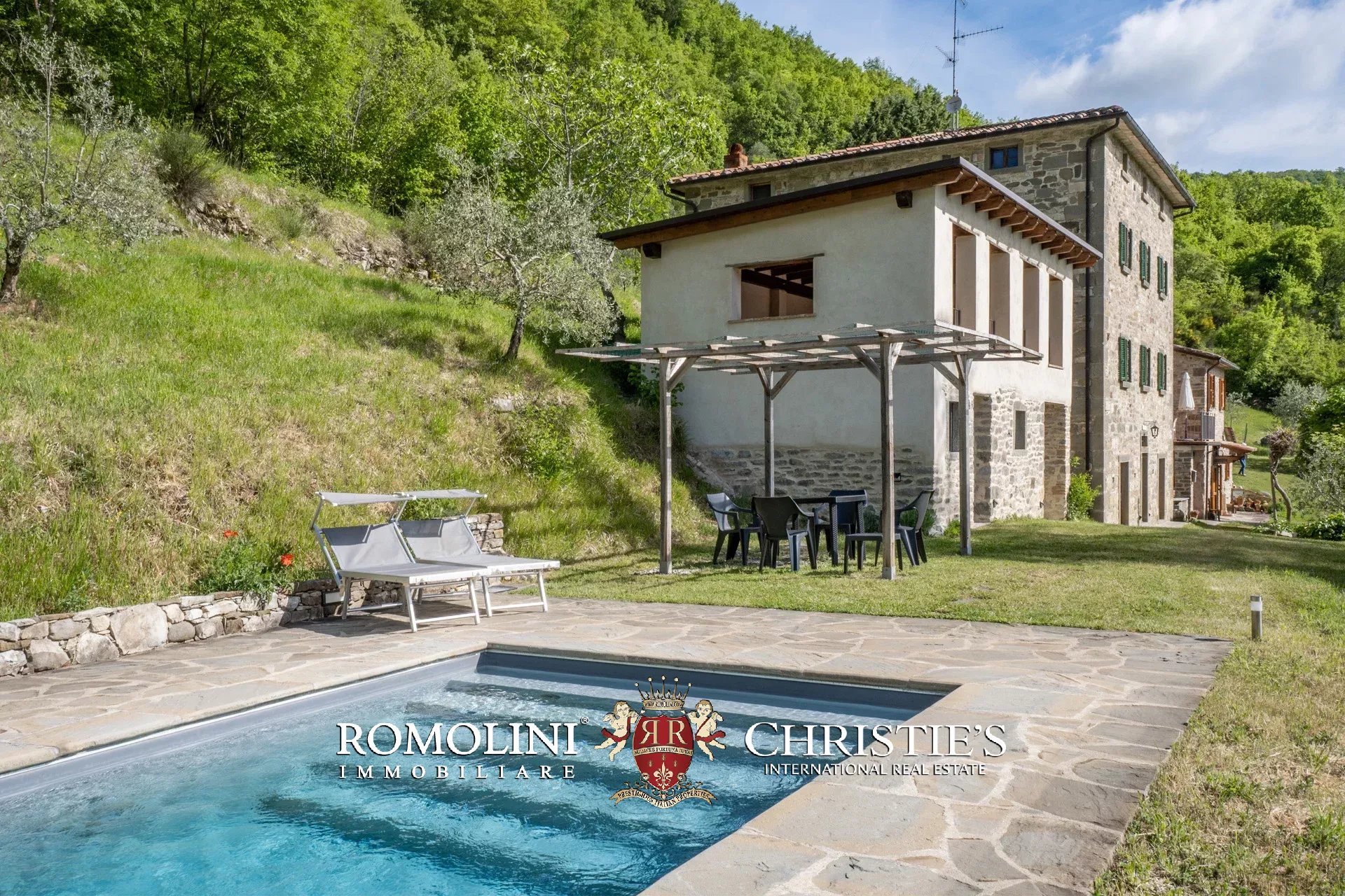 6 Bedroom Villa/Townhouse's Image 29