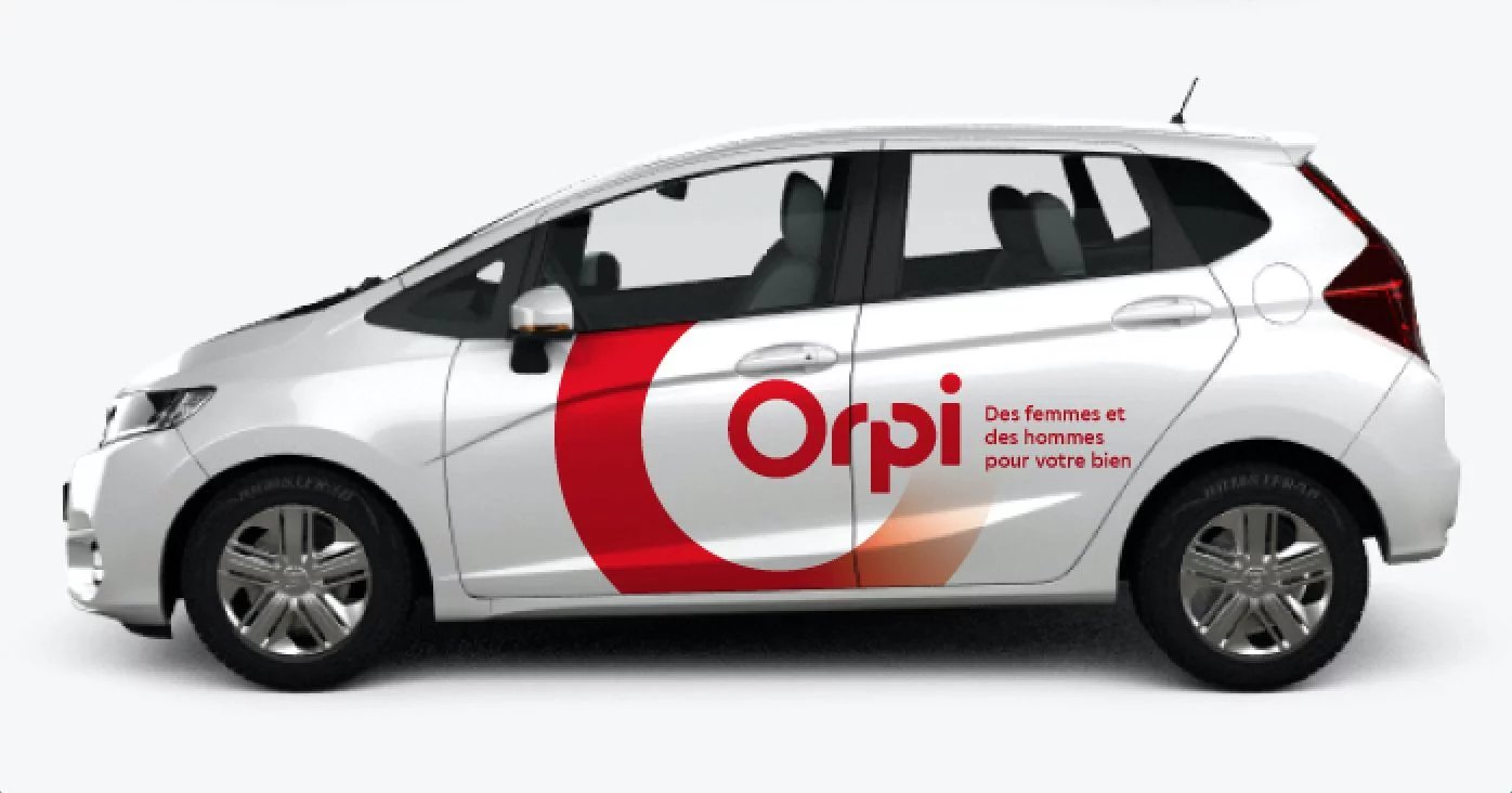 MENTON, QUARTIER GARAVAN : PLACE DE PARKING EXTERIEUR - PORTE DE FRANCE